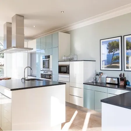 Domaine Des Cistes Holiday home
